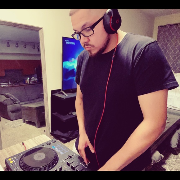 Meet your Posher, Michael - Picture 5 of 9